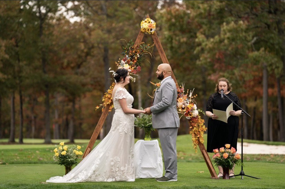 Wedding Extras: Lori the Officiant